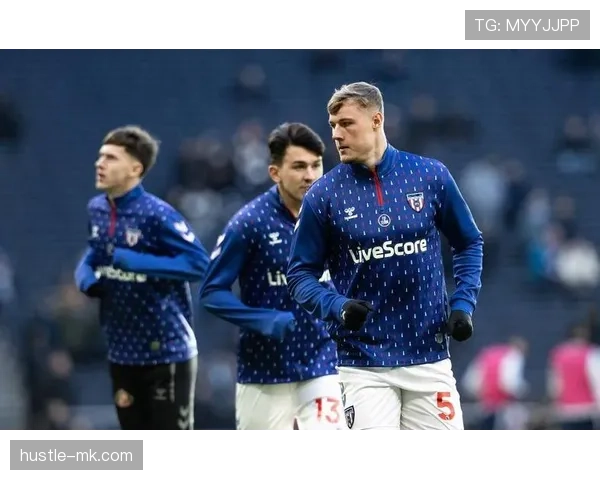 伯恩茅斯客场表现疲软,近期战绩持续低迷 伯恩茅斯客场表现疲软,近期战绩持续低迷